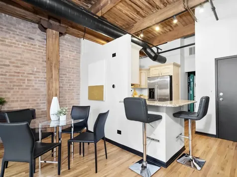 331 South Peoria Street Chicago IL 60607