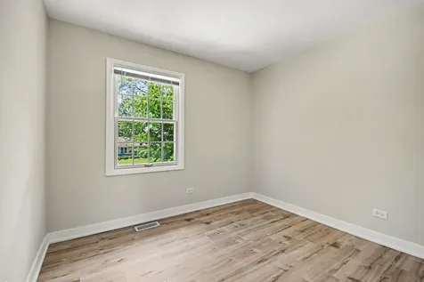 1312 West Oakmont Road Hoffman Estates IL 60169