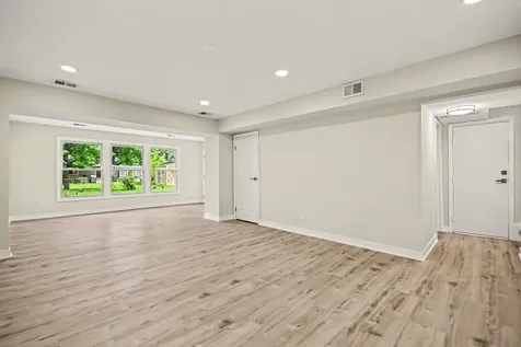 1312 West Oakmont Road Hoffman Estates IL 60169