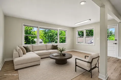 1312 West Oakmont Road Hoffman Estates IL 60169