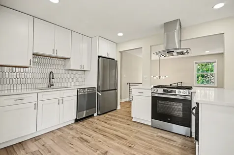 1312 West Oakmont Road Hoffman Estates IL 60169