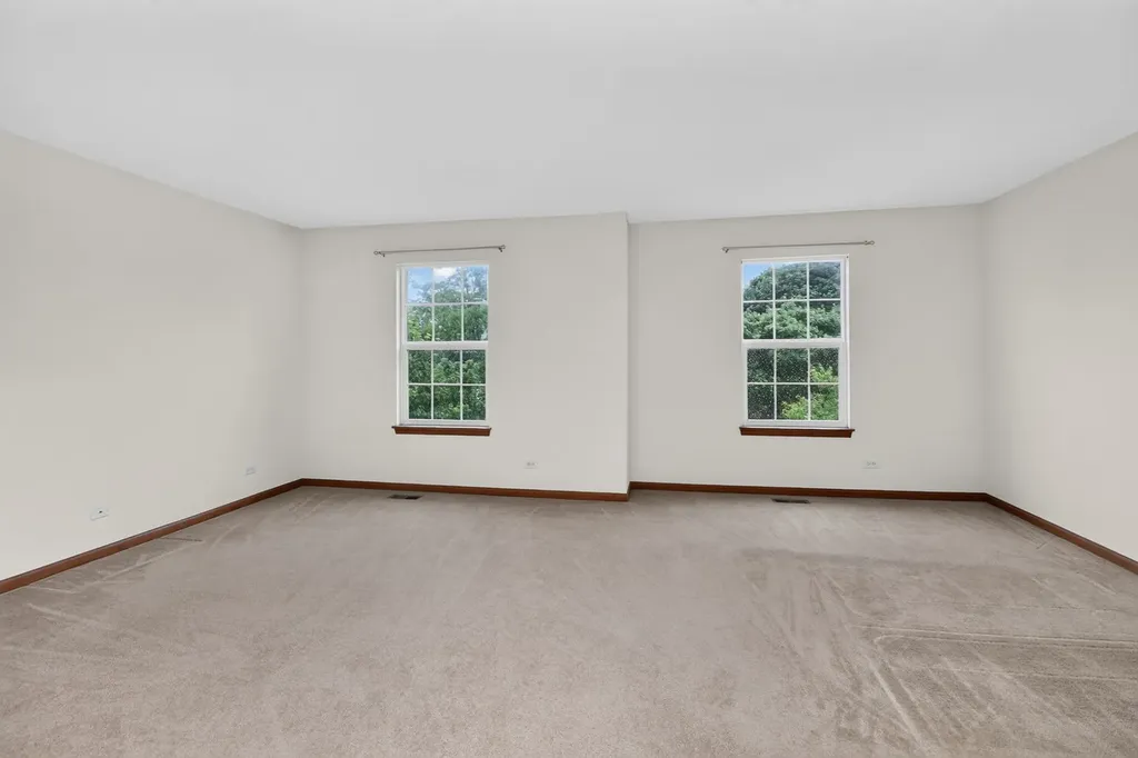 2120 Grand Pointe Trail Aurora IL 60504