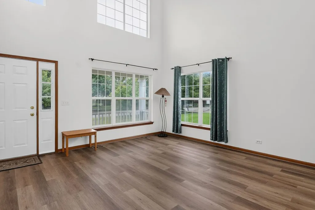 2120 Grand Pointe Trail Aurora IL 60504