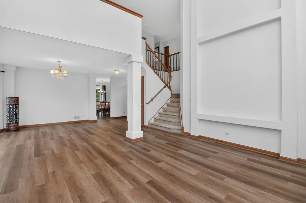 2120 Grand Pointe Trail Aurora IL 60504