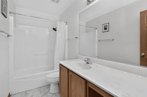 2120 Grand Pointe Trail Aurora IL 60504
