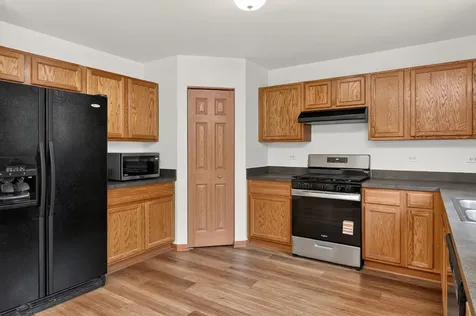2120 Grand Pointe Trail Aurora IL 60504
