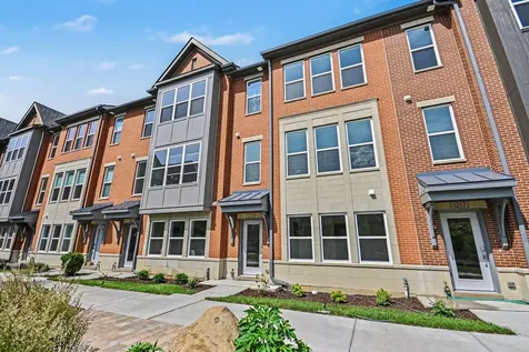 1215 Gateway Court Northbrook IL 60062