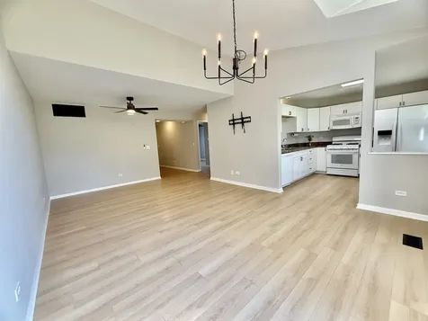 39849 North Harbor Ridge Drive Antioch IL 60002