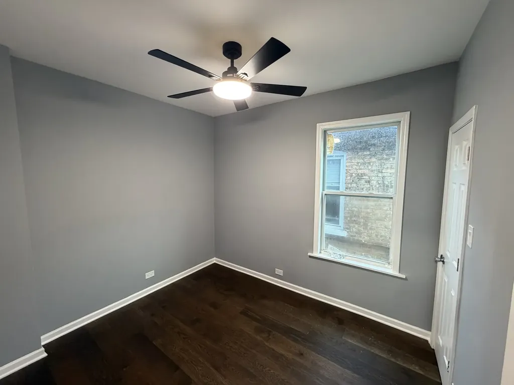 6922 South Rockwell Street Chicago IL 60629