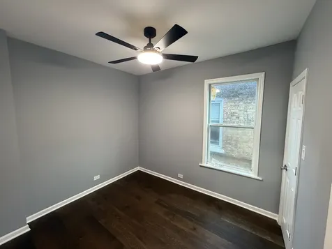 6922 South Rockwell Street Chicago IL 60629