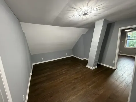 6922 South Rockwell Street Chicago IL 60629