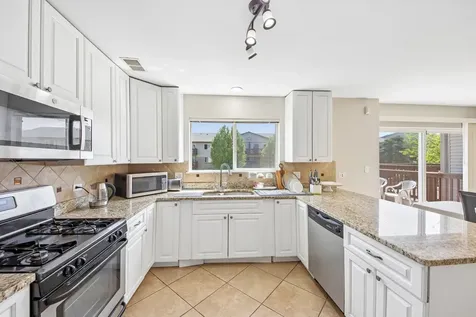673 East Fountainview Drive Mundelein IL 60060