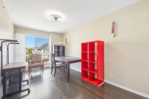 673 East Fountainview Drive Mundelein IL 60060