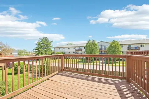 673 East Fountainview Drive Mundelein IL 60060
