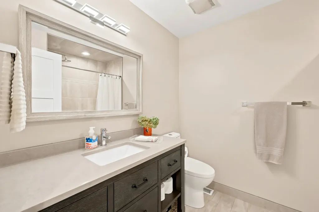 1140 68TH Street Downers Grove IL 60516