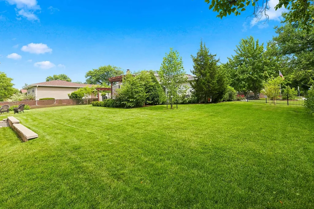 1140 68TH Street Downers Grove IL 60516