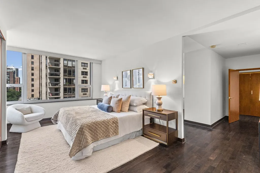 1300 North Lake Shore Drive Chicago IL 60610