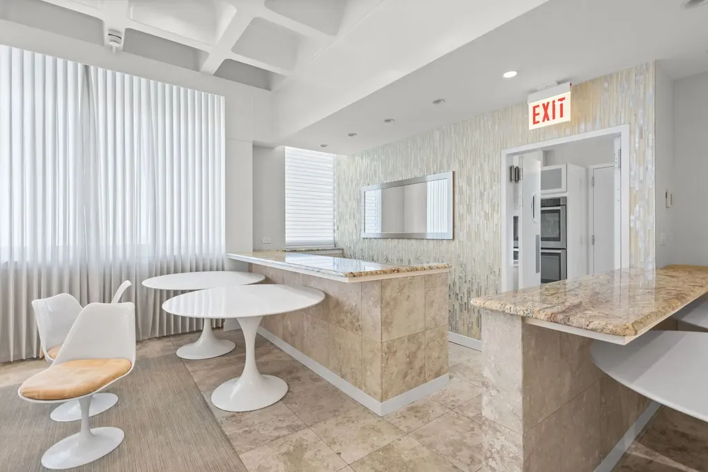 1300 North Lake Shore Drive Chicago IL 60610