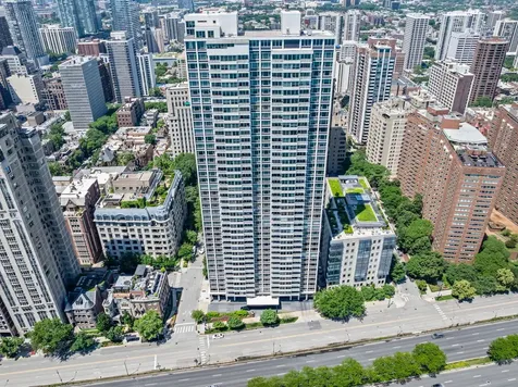 1300 North Lake Shore Drive Chicago IL 60610