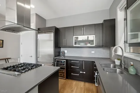 2047 North Leavitt Street Chicago IL 60647