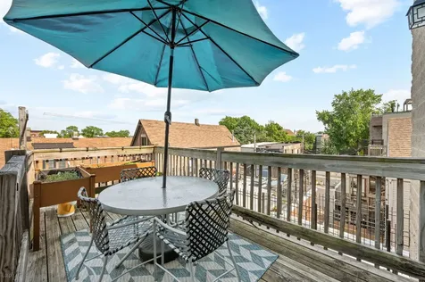 2047 North Leavitt Street Chicago IL 60647