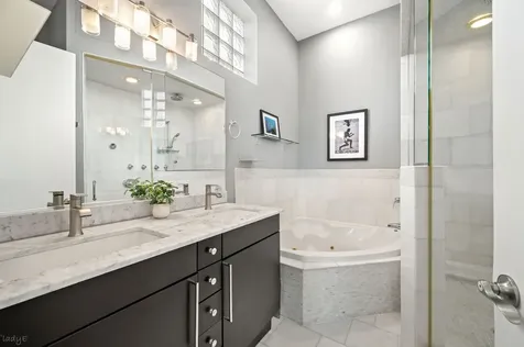 2047 North Leavitt Street Chicago IL 60647