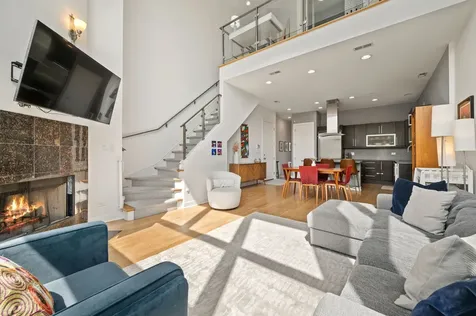 2047 North Leavitt Street Chicago IL 60647