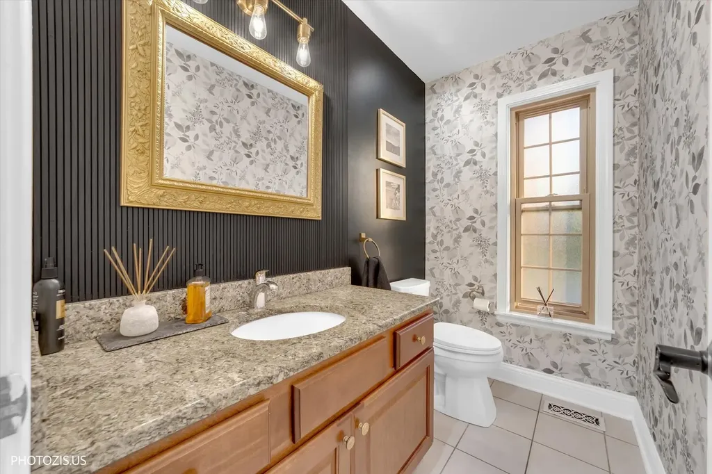 2205 Riverlea Circle Naperville IL 60565