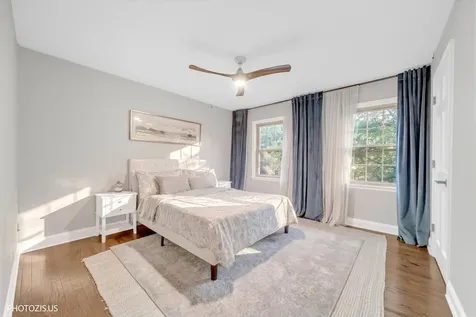2205 Riverlea Circle Naperville IL 60565