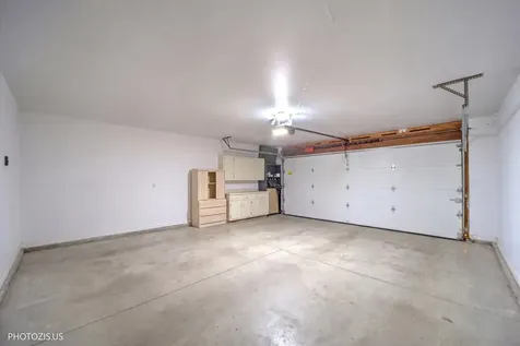 2205 Riverlea Circle Naperville IL 60565