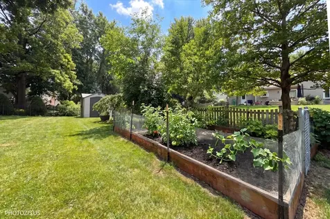 2205 Riverlea Circle Naperville IL 60565