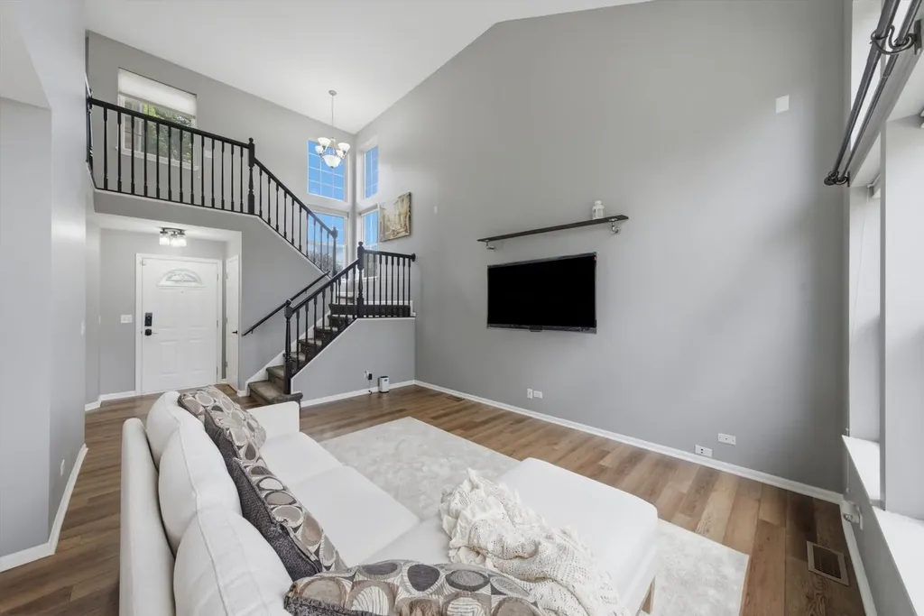 2507 Blakely Lane Naperville IL 60540