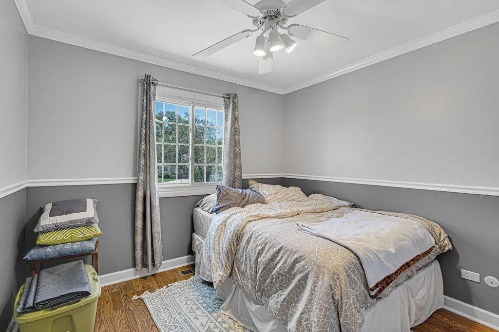 5 Oriole Court Woodridge IL 60517