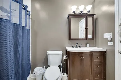 5 Oriole Court Woodridge IL 60517