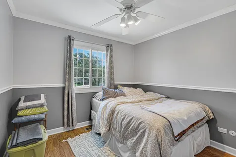5 Oriole Court Woodridge IL 60517