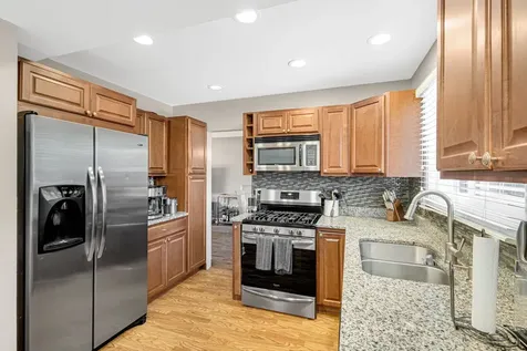 5 Oriole Court Woodridge IL 60517