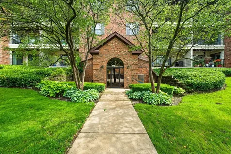 611 Hapsfield Lane Buffalo Grove IL 60089