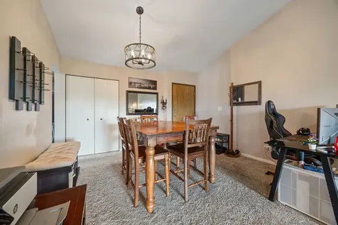 611 Hapsfield Lane Buffalo Grove IL 60089