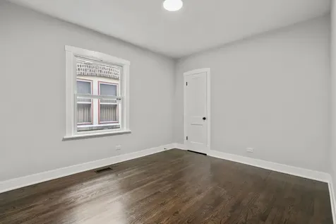 7811 South Honore Street Chicago IL 60620