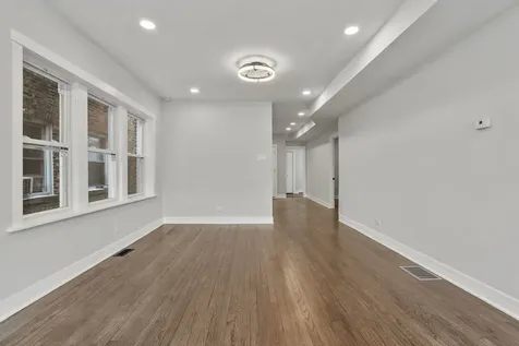 7811 South Honore Street Chicago IL 60620