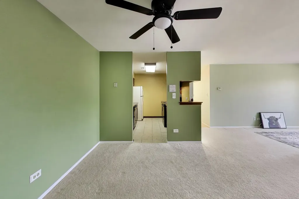 1440 Stonebridge Circle Wheaton IL 60189