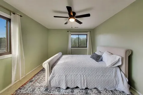 1440 Stonebridge Circle Wheaton IL 60189