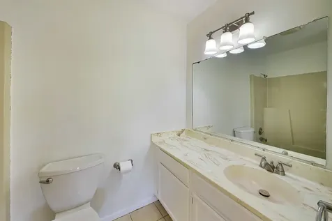1440 Stonebridge Circle Wheaton IL 60189