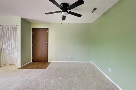 1440 Stonebridge Circle Wheaton IL 60189