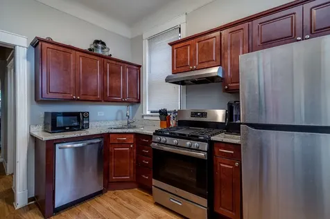 3554 North Wilton Avenue Chicago IL 60657