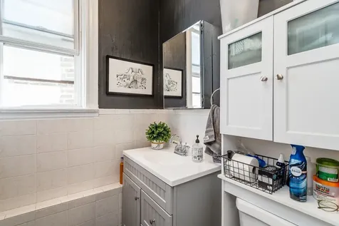 3554 North Wilton Avenue Chicago IL 60657