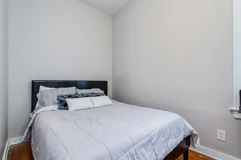 3554 North Wilton Avenue Chicago IL 60657