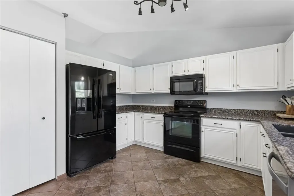 4511 Fieldcrest Court Plainfield IL 60586