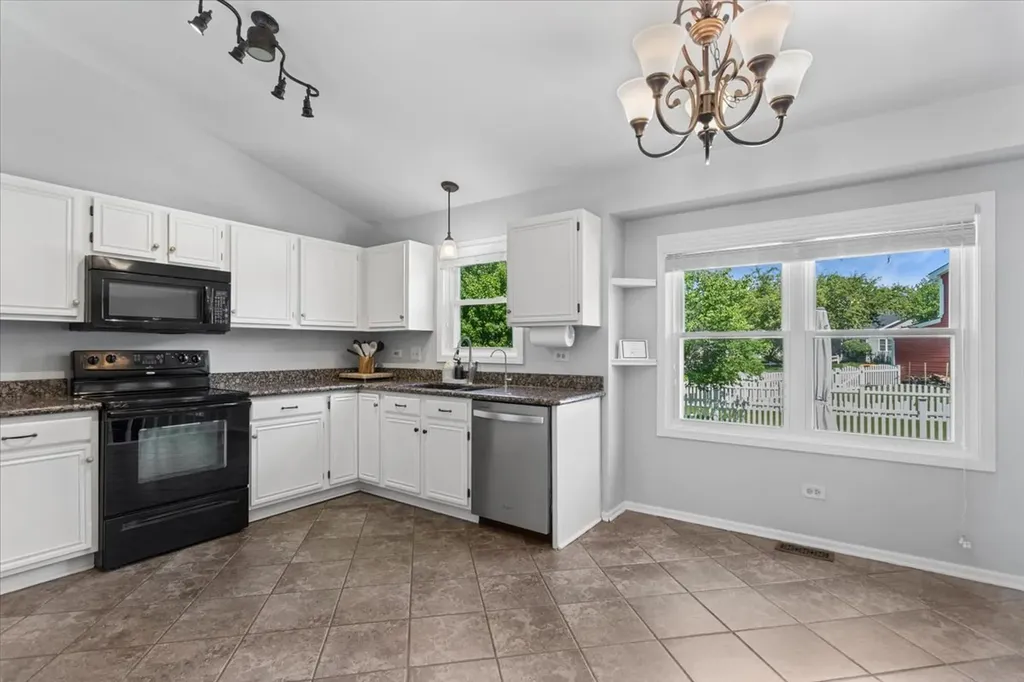 4511 Fieldcrest Court Plainfield IL 60586