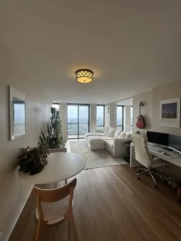 1660 North Lasalle Street Chicago IL 60614